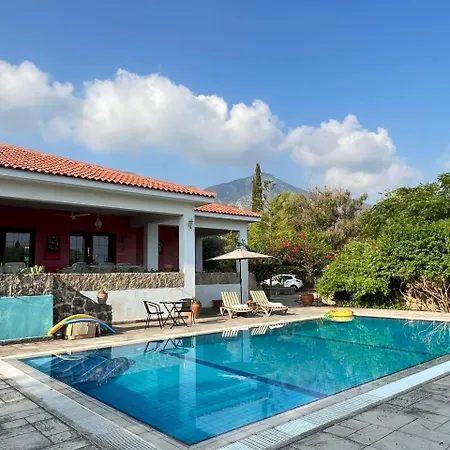 Charming Boutique In Catalkoey Villa *